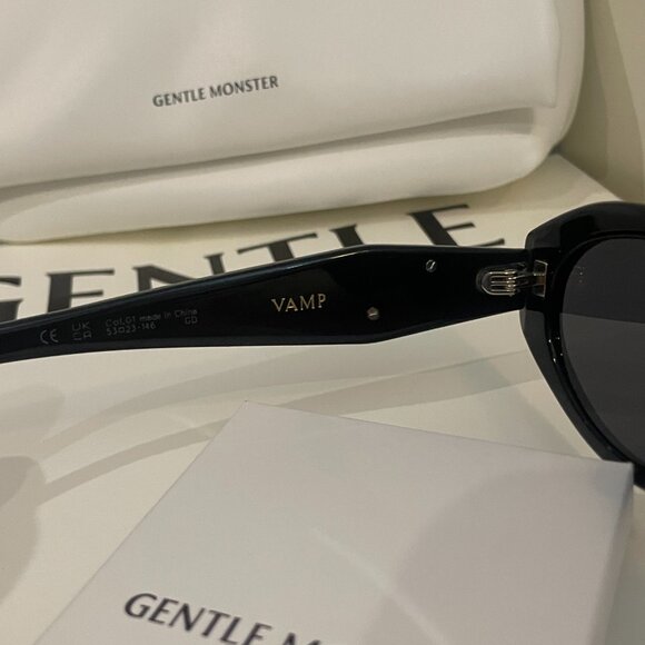 Gentle Monster Black Oval Sunglasses w/ Gold Logo Detail – Like New main image 6